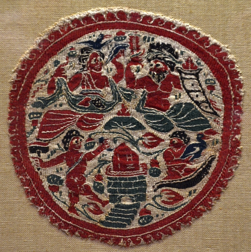Antinoopolis, Coptic textile, Nilotic scene (including nilometer)