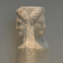 Pella, Hecate
