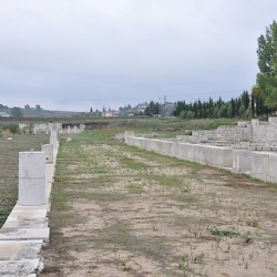 Pella, Agora, stoa