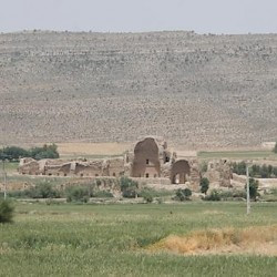 Firuzabad, Palace of Ardašir (seen from a distance)