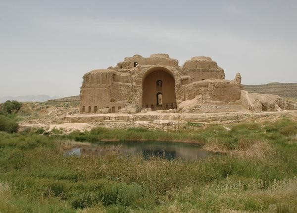Firuzabad, Palace of Ardašir, Great Iwan and Pool