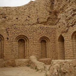 Firuzabad, Palace of Ardašir, Court, Sideroom