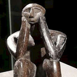 Cernavodă, Figurine of a sitting man ("the thinker") (Hamangia culture)