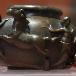Noviodunum, Bowl with the fall of Phaeton