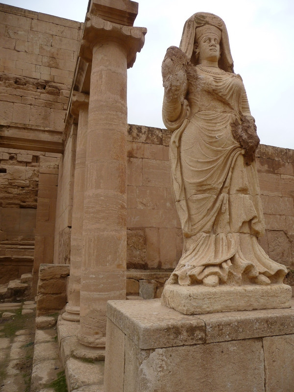 Hatra, Statue of Shahiro (?), the morning star