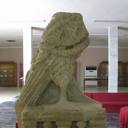 Hatra, Statue of an eagle