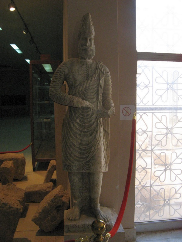 Hatra, Statue of a general