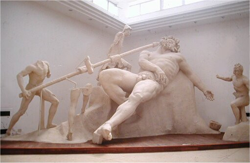 Sperlonga, Giant statue of Odysseus and his friends blinding the cyclops Polyphemus