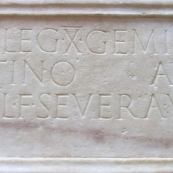 Augusta Emerita, Inscription mentioning X Gemina