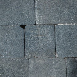 Amida, Harput Gate, Cross
