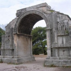 Glanum, Roman arch