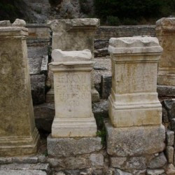 Glanum, Shrine of Hercules, Altars