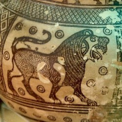 Gordium, Tomb P, Vase with lion