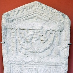 Carnuntum, Tombstone of Statutus of XV Apollinaris