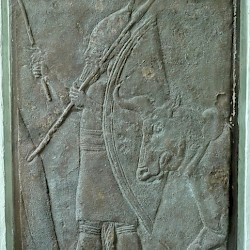 Nineveh, Palace of Aššurbanipal, Soldier with a captured bull and a female slave from Elam