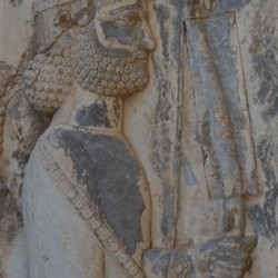 Behistun, Darius' relief, Intaphrenes