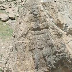 Behistun, Free-standing rock relief of king Vologases