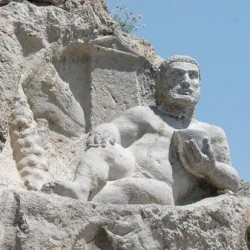Behistun, Statue of a reclining Heracles