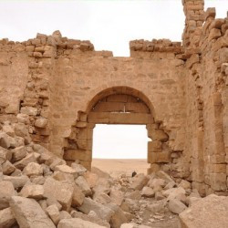 Qasr Bshir, Gate, seen from the inside