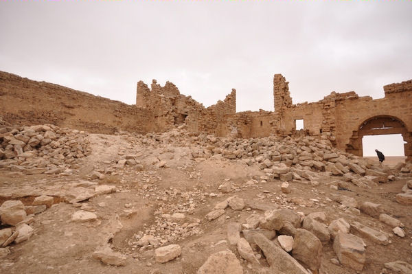 Qasr Bshir, Rubbish at the court