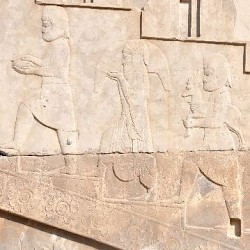 Persepolis, Palace of Darius, South stairs, Relief of servants bringing food