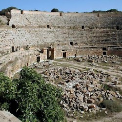 Lepcis, Amphitheater, arena