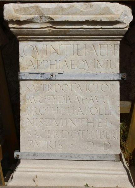 Alexandria in the Troad, Dedication to Quintilia