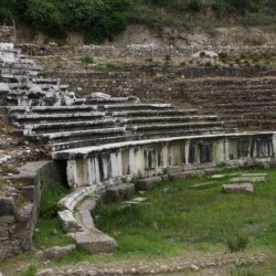 Magnesia on the Meander, Theater