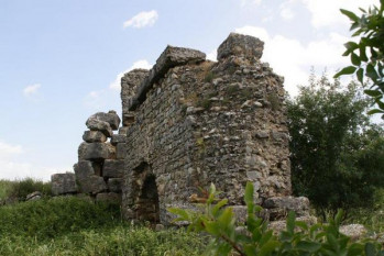 Magnesia on the Meander, Gymnasium
