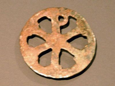 Tongeren, Pendant with chi-rho sign, probably made in Trier.