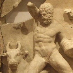 Heracles and the Cretan Bull