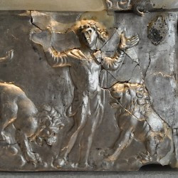 Byzantine reliquary with Daniel in the lion's den