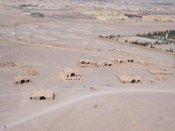 Yazd, Funeral houses