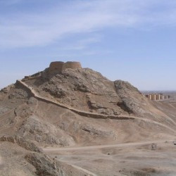 Yazd, Southeastern "tower of silence"