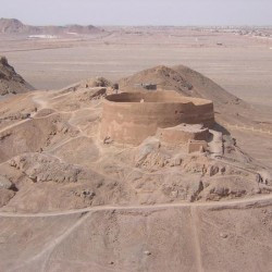 Yazd, Northwestern "tower of silence"