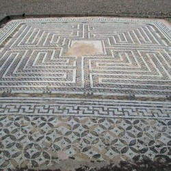 Italica, A labyrinth mosaic