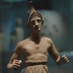 Amphipolis, Statuette of a dancer