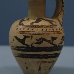 Amphipolis, Tomb 41, Protocorinthian phial
