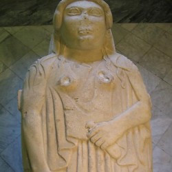 Motya, Sarcophagus of a girl
