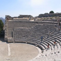 Segesta, Theater