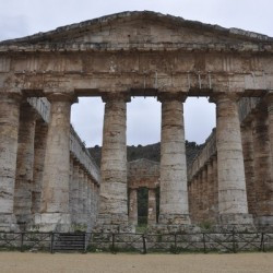 Segesta, Temple, Façade