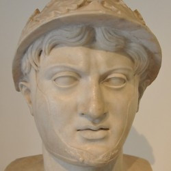 Herculaneum, Villa of the Papyri, Pyrrhus of Epirus