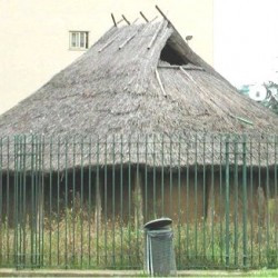 Fidenae, Reconstruction of an Iron Age hut
