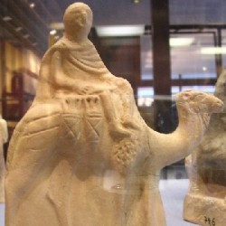 Cologne, Figurine of a woman on a dromedary