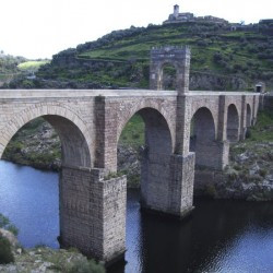 Alcántara bridge, view from the west
