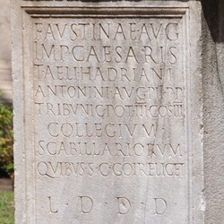 Puteoli, Inscription mentioning Faustina I