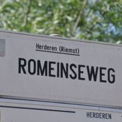 Roadsign "Roman Road" (Herderen)