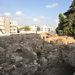 Rujm al-Malfouf, Storerooms