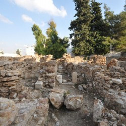 Rujm al-Malfouf, Storerooms