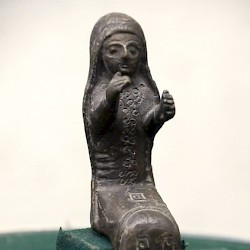 Van, Figurine of Arubani, goddess of fertility and art